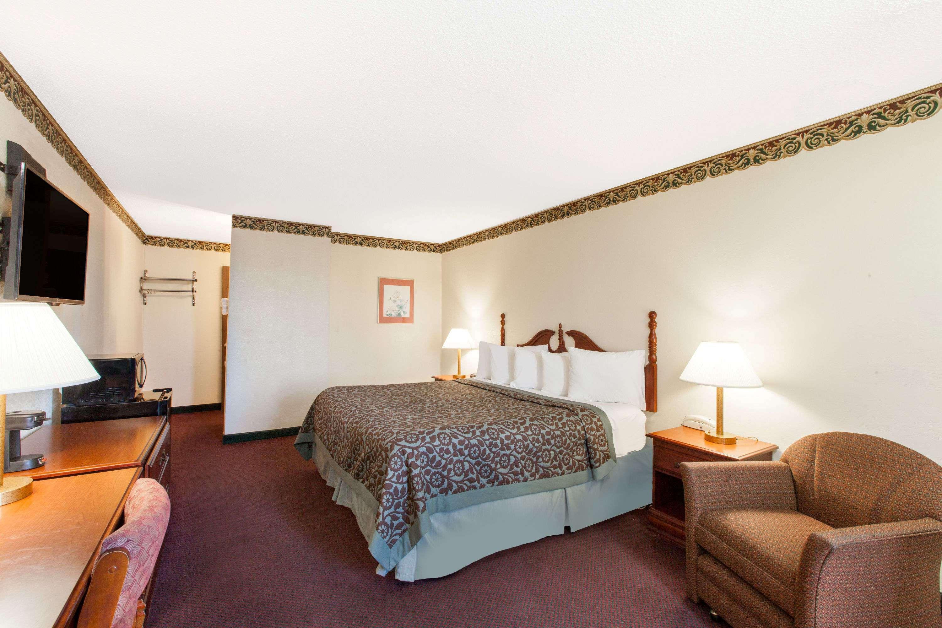 Days Inn By Wyndham Erick Luaran gambar
