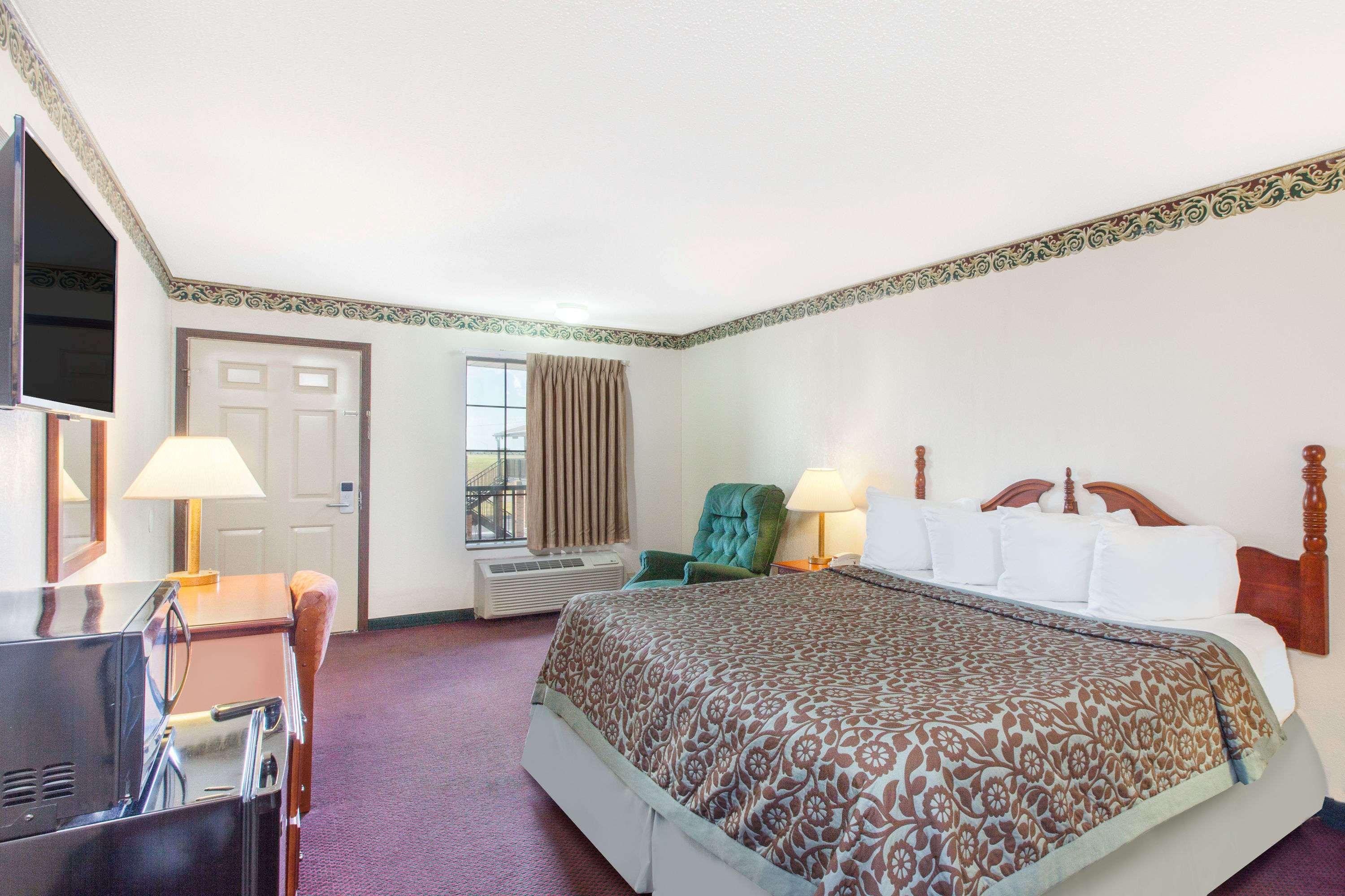 Days Inn By Wyndham Erick Luaran gambar