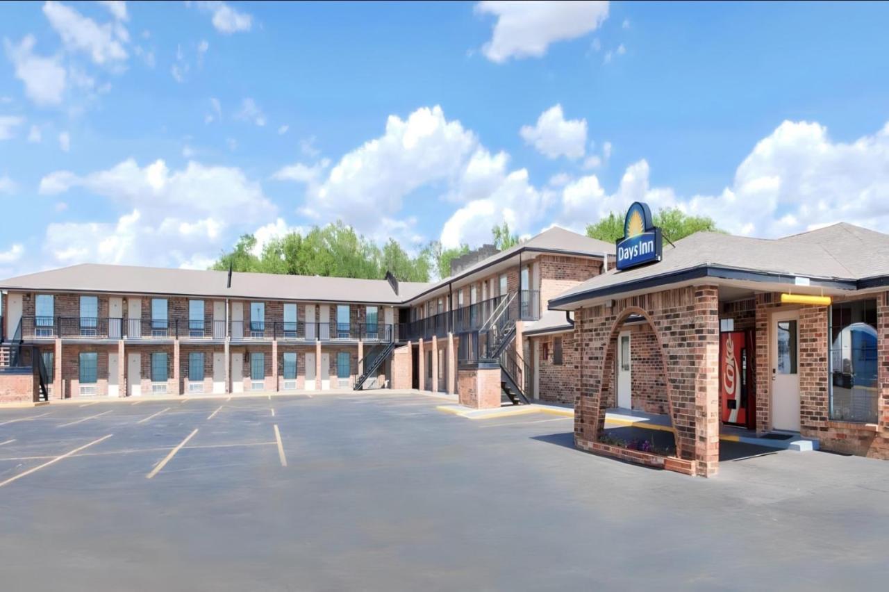 Days Inn By Wyndham Erick Luaran gambar